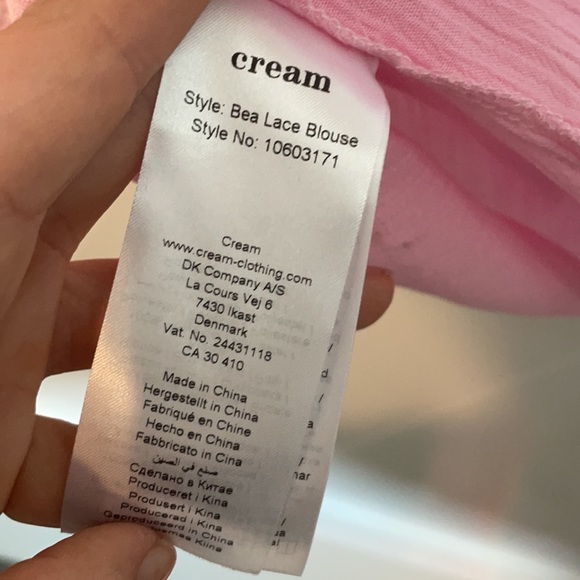 VEUC Pink off shoulder lace trim top - Picture 3 of 3